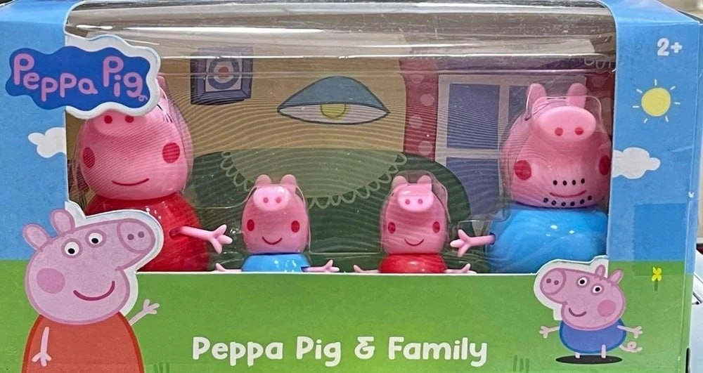 4 piece Peppa Pig & Family toy figure set